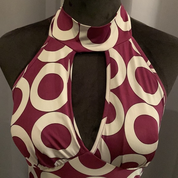 SUPER SEXY halter top geometric pattern. Padded bra. From TOO MI. Size L. - Picture 4 of 10